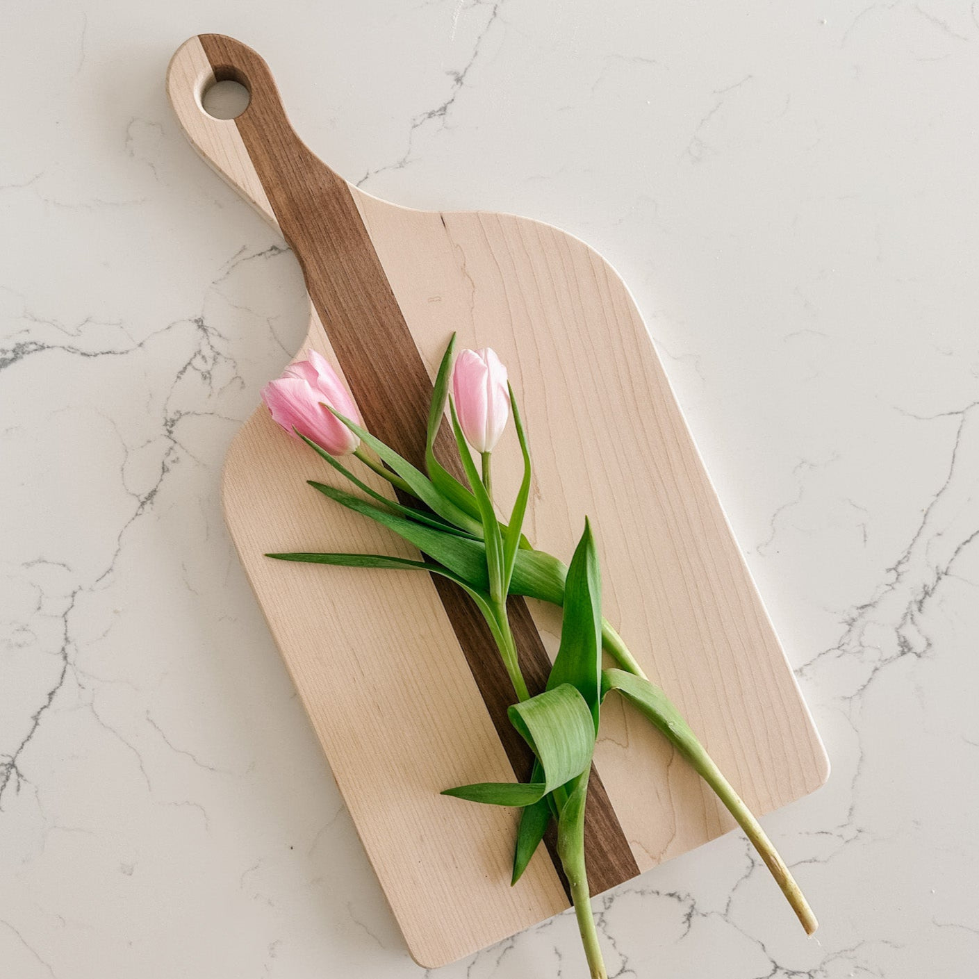 10x20" Maple + Walnut Board w/ Handle