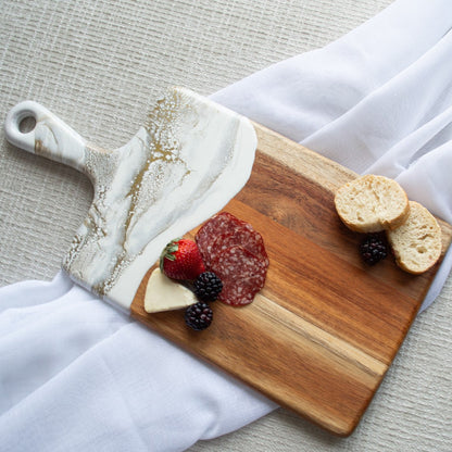 Gorgeous NEW Resin Board with handle